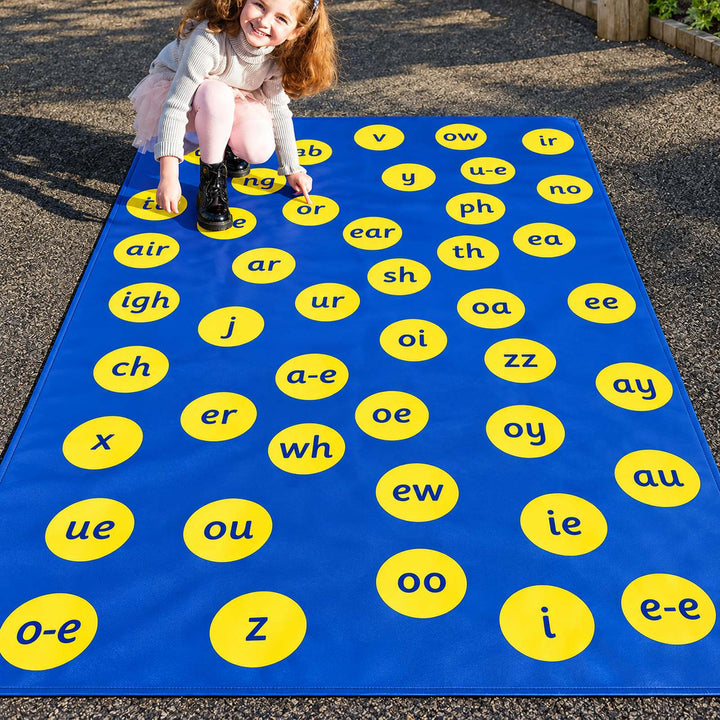 Playing with Phonics Mat