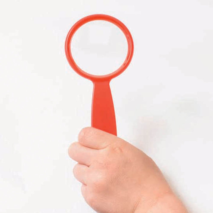 This value-for-money set of 12 colourful magnifiers are supplied with a handy storage stand. Perfect for viewing bug and creatures up close. 3x magnification!